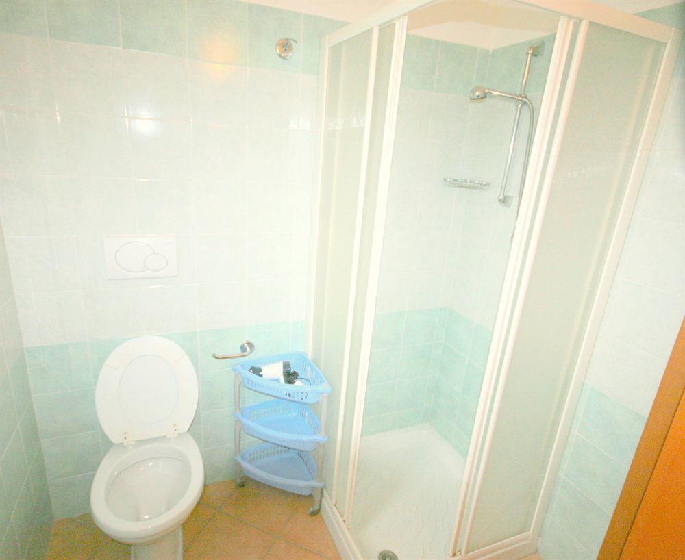 Residence Algarve Ρίμινι Εξωτερικό φωτογραφία